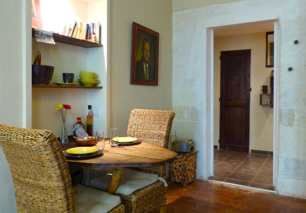 Les Remparts Apartment Avignon Bagian luar foto